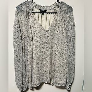 Express Long-Sleeved Blouse - Large